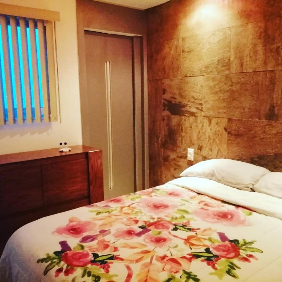 Pule Pule Hostal Boutique Guadalajara Esterno foto