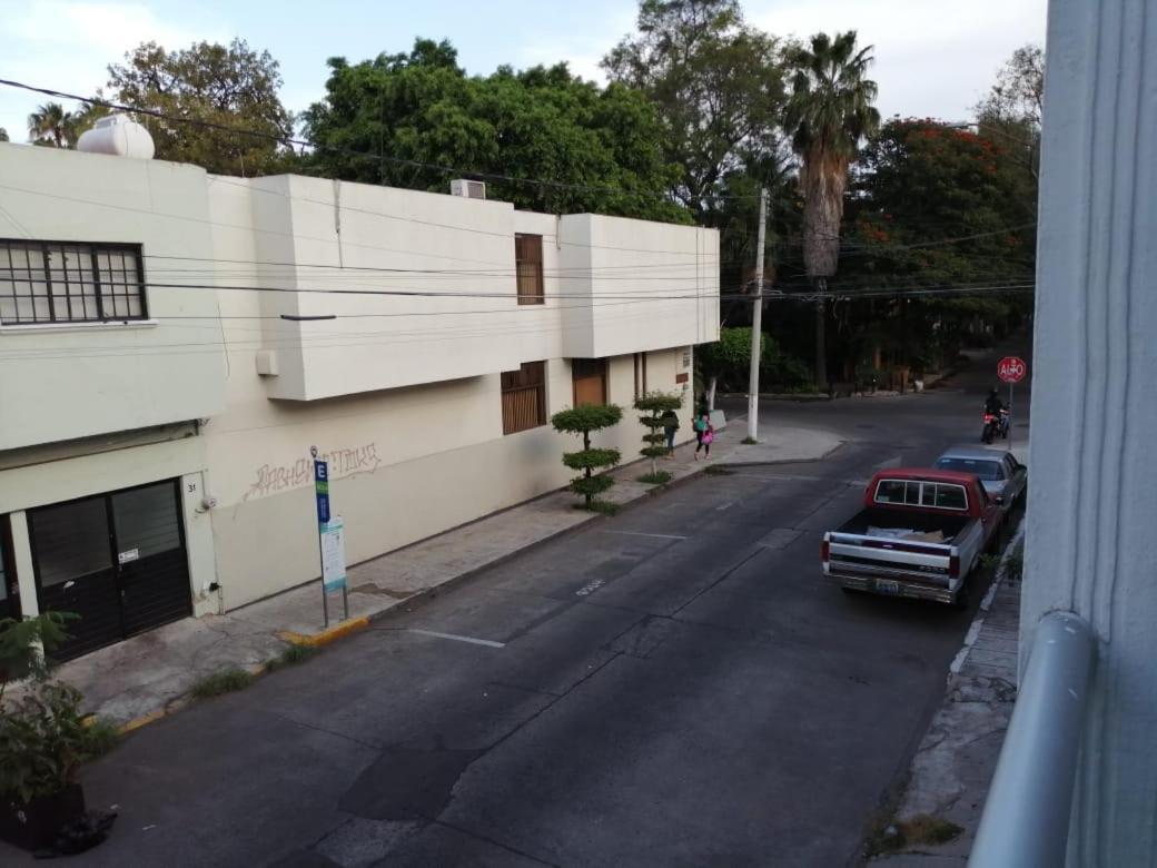 Pule Pule Hostal Boutique Guadalajara Esterno foto
